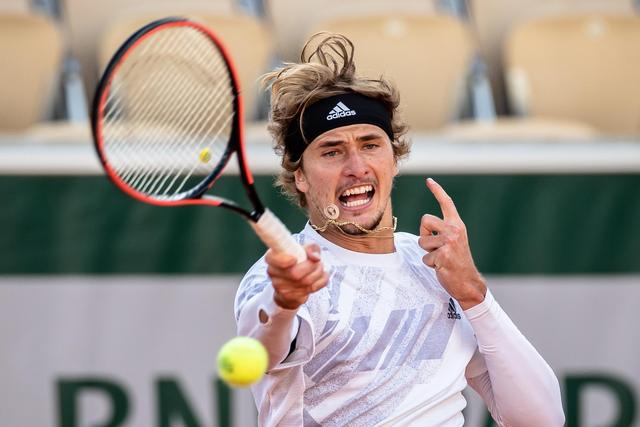 由于对手往 由于对手往